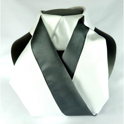 Showquest:Plastron avec pierre de Swarovski zara (copie) | Showquest:Plastron avec pierre de Swarovski zara