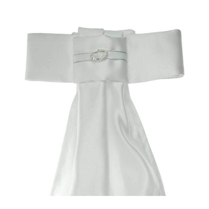 Plastron Showquest avec ovale Swarovski Crystal – crème