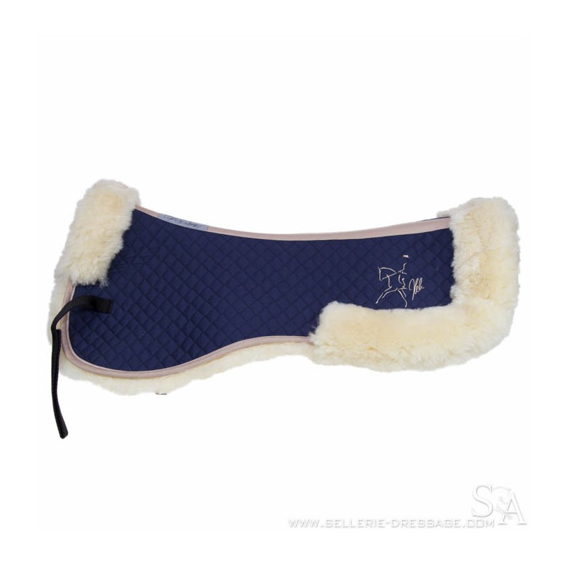 Equest: Amorstisseur mouton Helen Langehanenberg – Beige