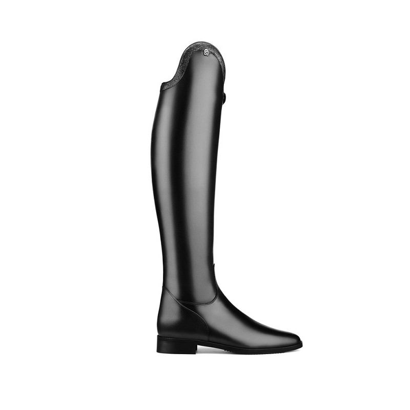 Cavallo : Insignis Dressage Dubai – 7, 52, 36